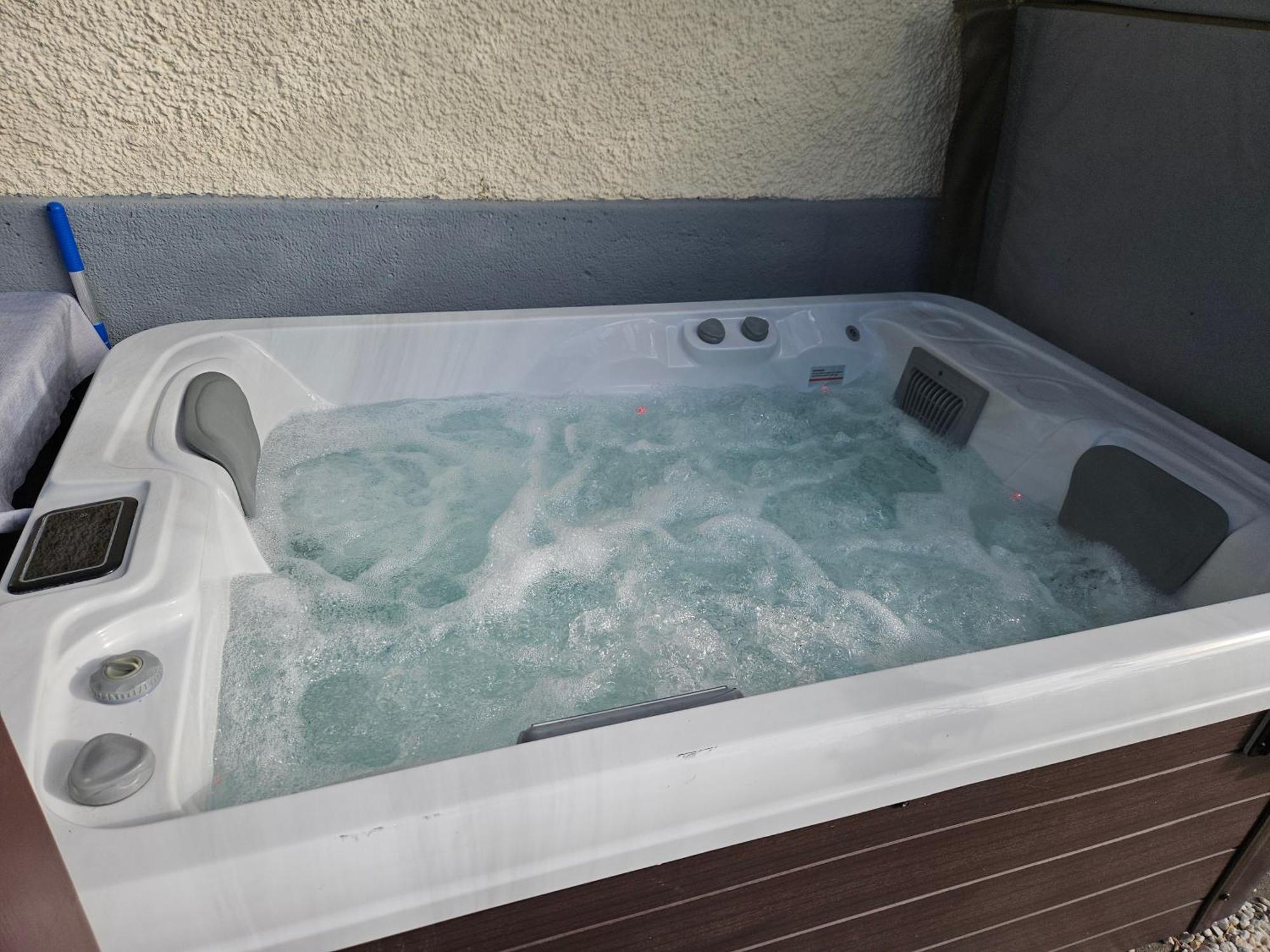 Premium Apartment Mit Privatem Whirlpool, Sauna, Garten Sankt Martin am Grimming Екстер'єр фото
